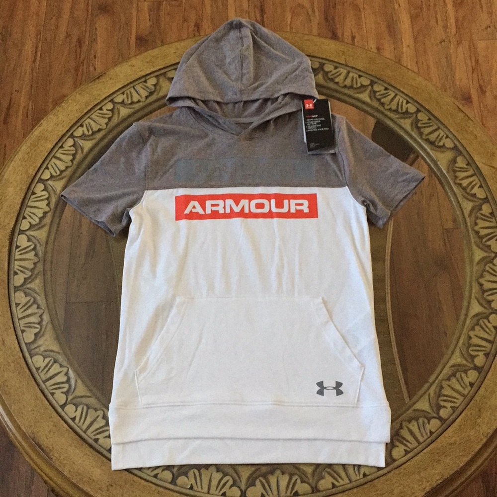UNDER ARMOUR SPORTSTYLE (YL) BOYS SHORT SLEEVE H.